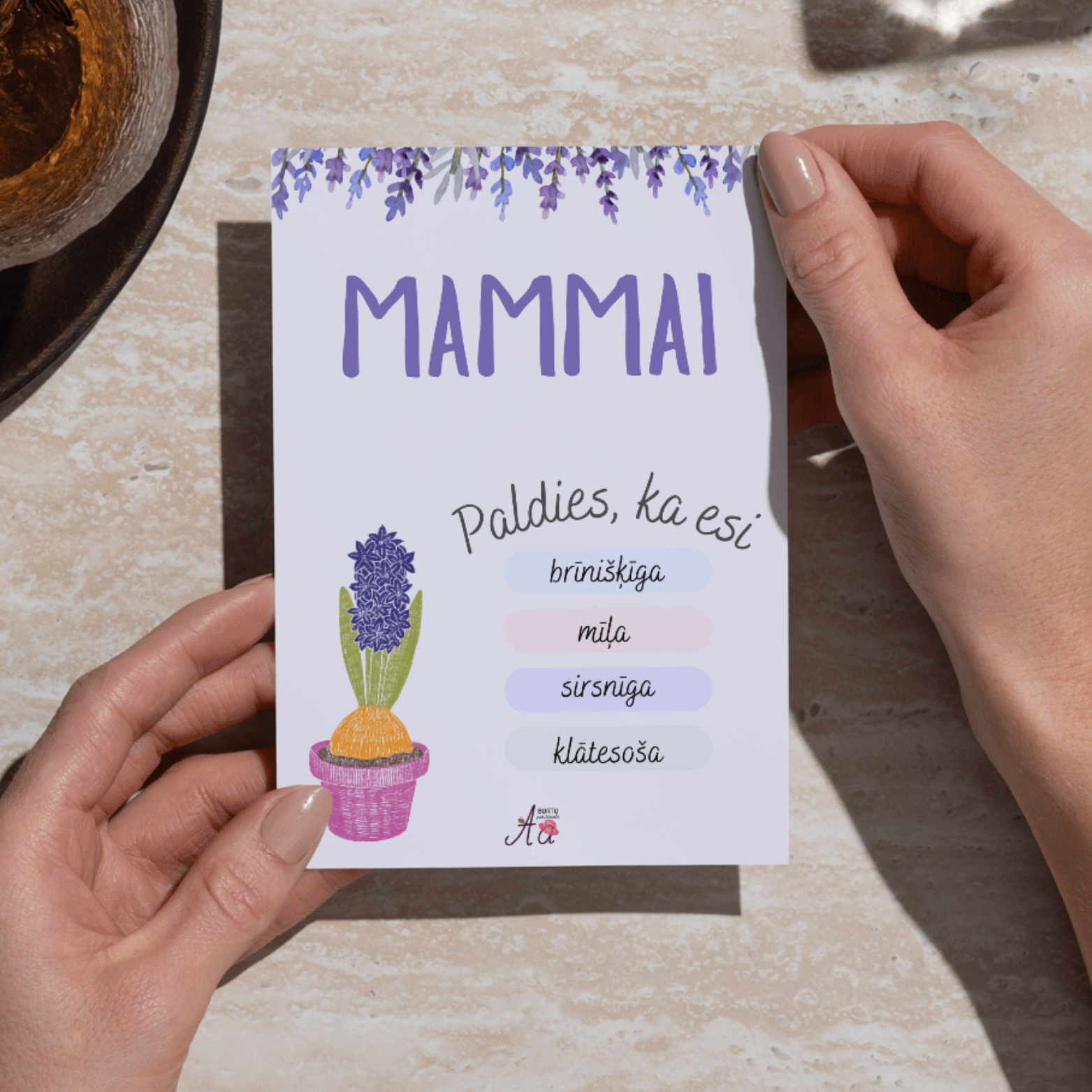 Kartite mammai, kā skaists un neatņemams papildinājums dāvanai.