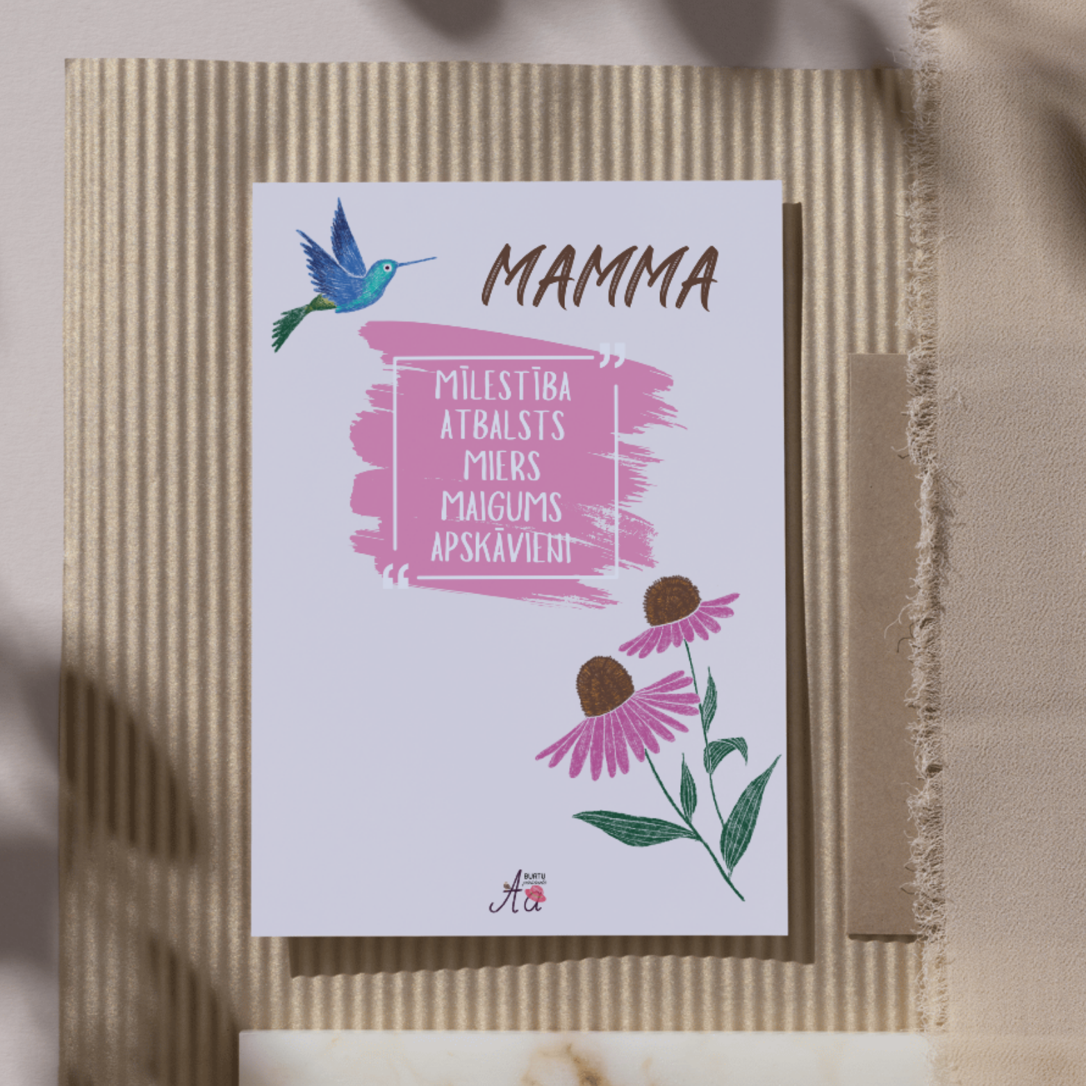 Skaista apsveikuma kartīte mammai svētkos.